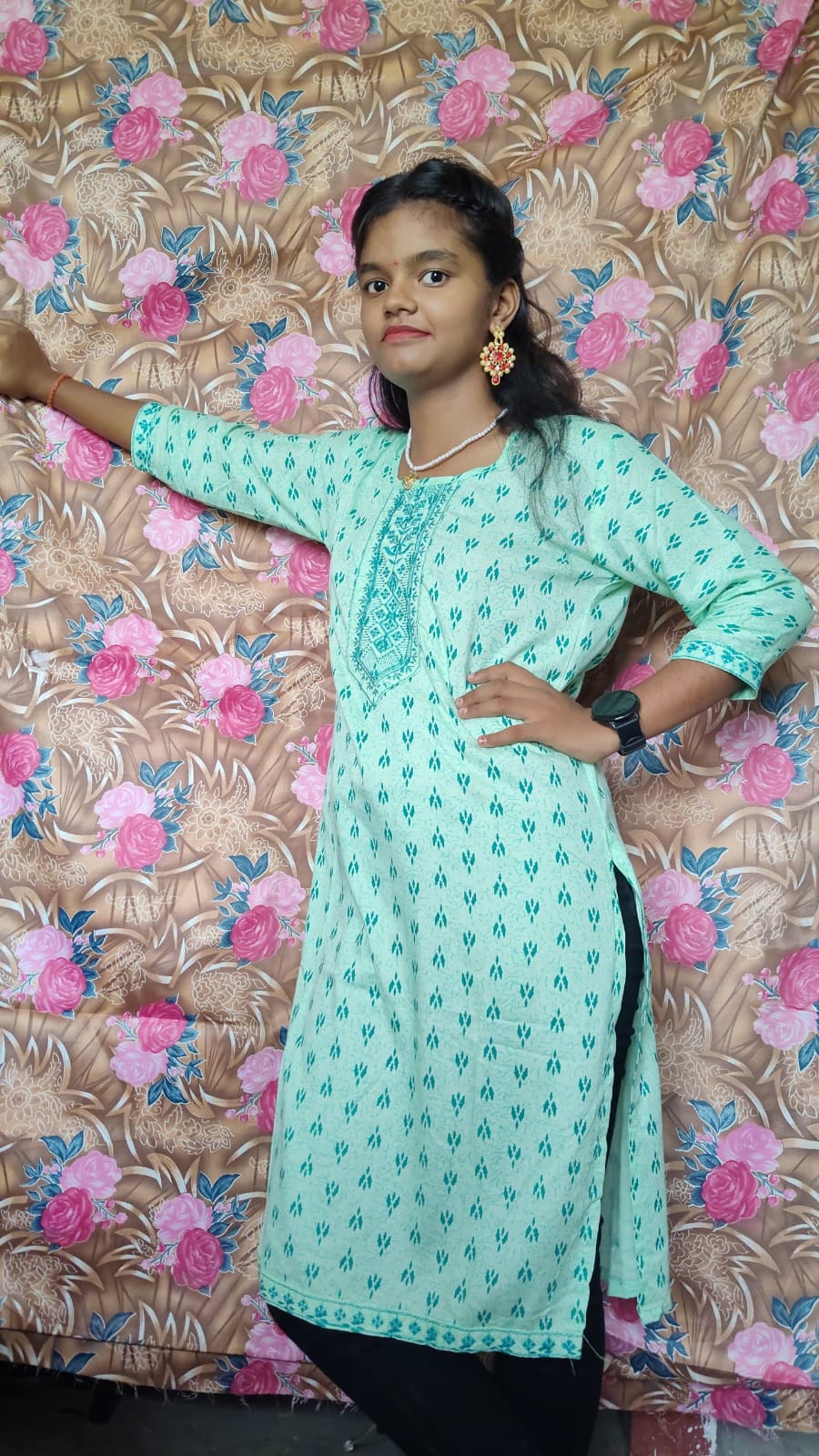 Women’s Printed Straight Kurti – Light Green with Embroidered Neck